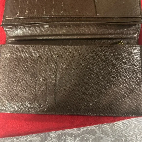 Louis Vuitton Brown Checkered Wallet - Picture 6 of 6